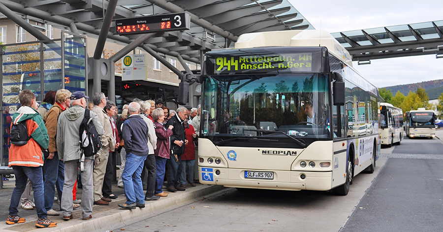 KomBus Busbahnhof Saalfeld zum Ein-Euro-Tag