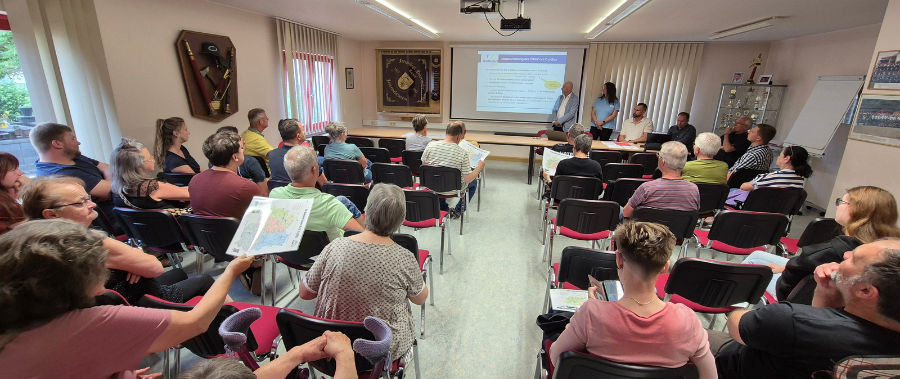 KomBus Berater auf einer Infoveranstaltung 